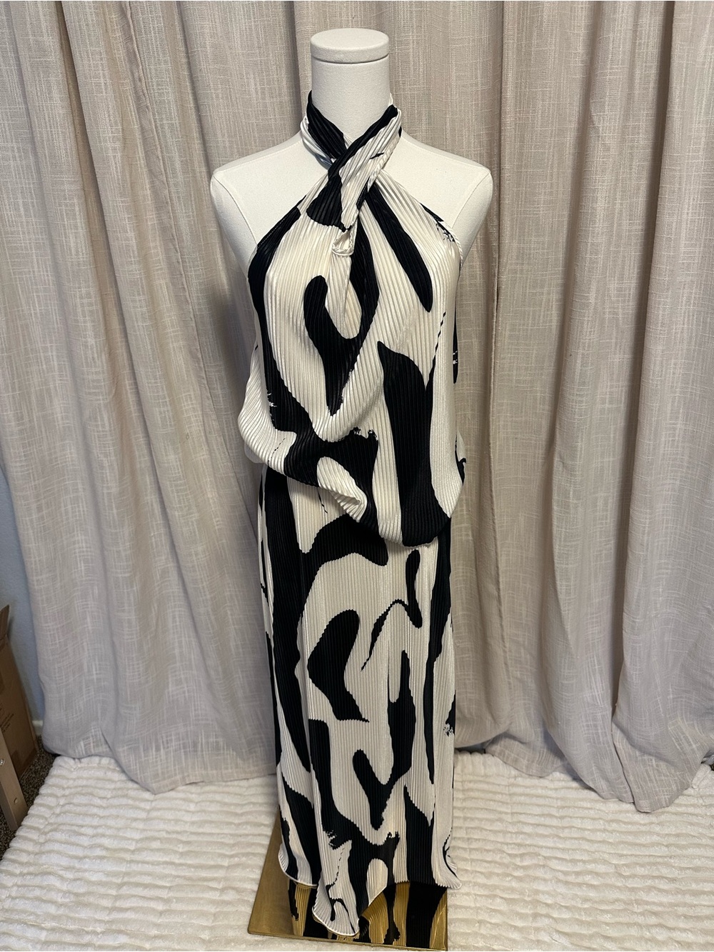 SHEIN Black & White Top & Skirt Set
